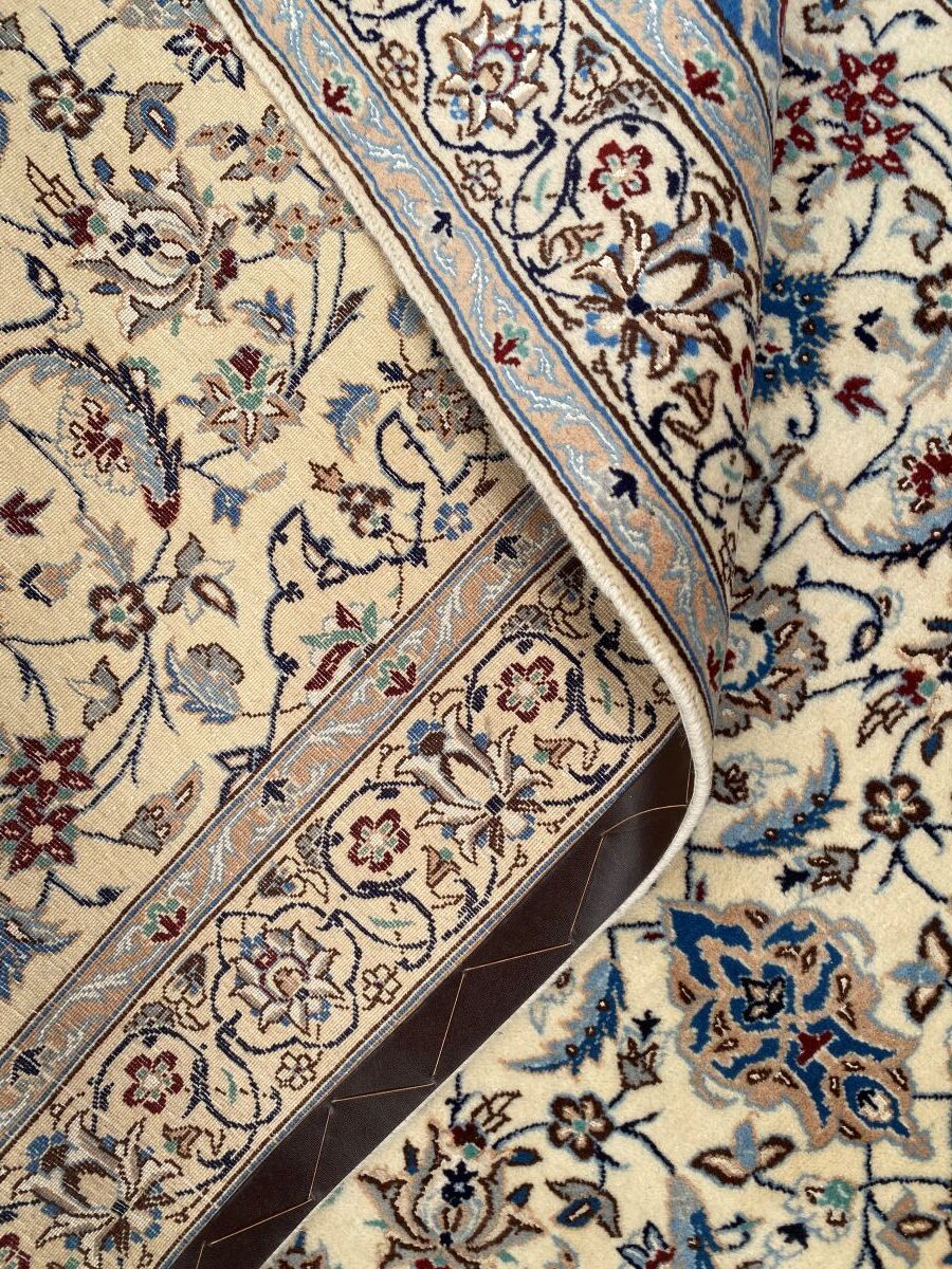 A SILK & WOOL PERSIAN NAIEN (200 X 130 CM) - Image 5